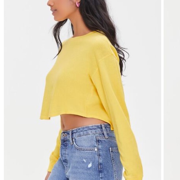 Forever 21 cropped sweater in mustard - Picture 2 of 5